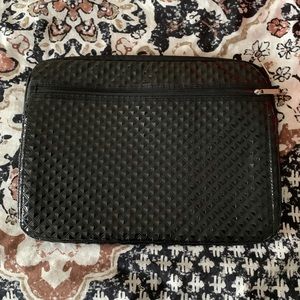 15 INCH LAPTOP CASE
